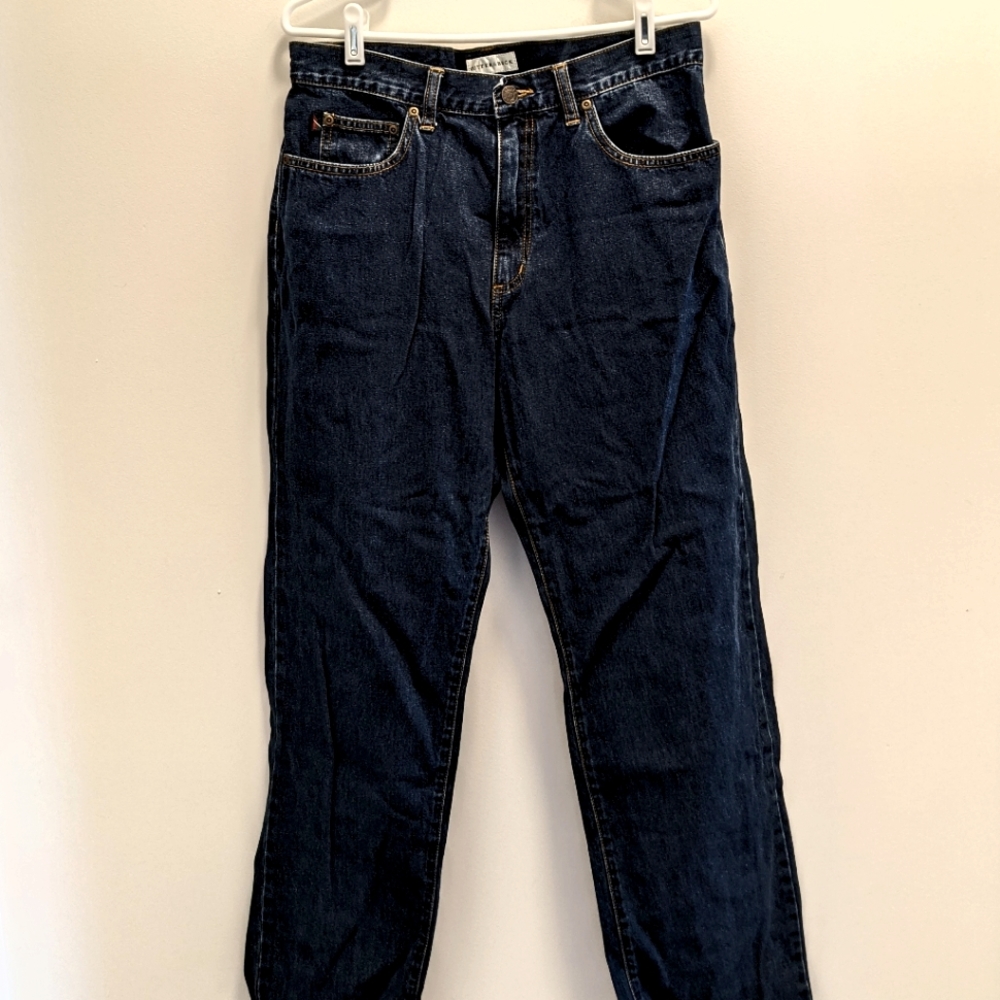 5/$25 ⭐ Cutter & Buck 32 X 30 Classic Fit Jeans